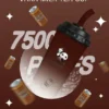 VAKA 奶茶杯 7500 電子煙 ｜ 戶外野餐展現 Q 萌風格 ｜ 穩健電力核心確保持續輸出溫潤喉韻與純粹低負擔感